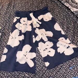 NWT Designer Family First Navy Floral Knit Drawstring Men’s Shorts M